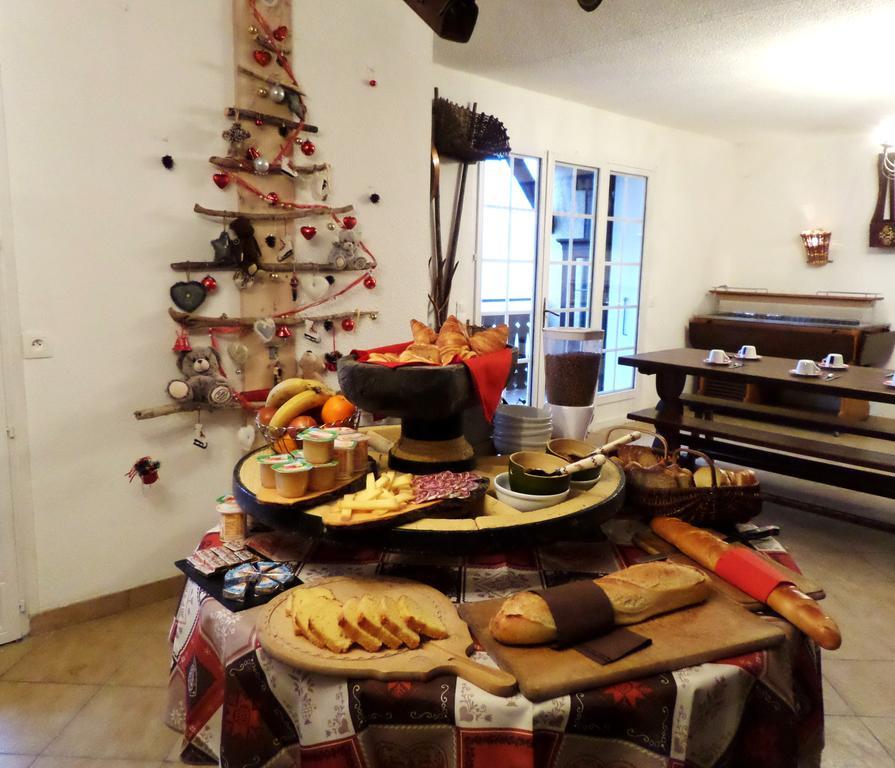 Auberge Du Fraizier Thones Ngoại thất bức ảnh
