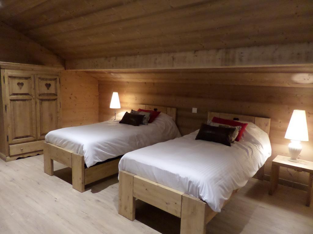 Auberge Du Fraizier Thones Phòng bức ảnh