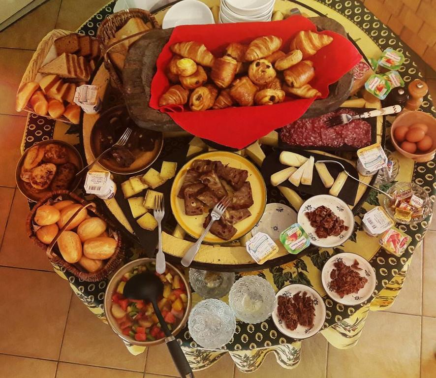 Auberge Du Fraizier Thones Ngoại thất bức ảnh